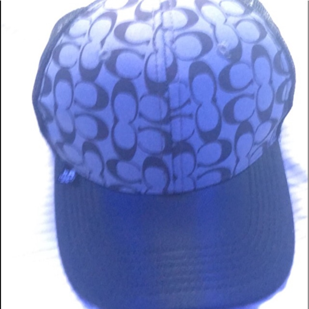 Coach trucker hat